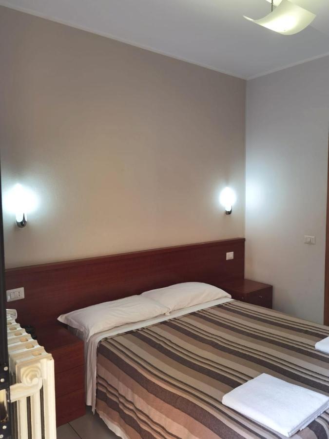 Hotel Bonola Mailand Exterior foto