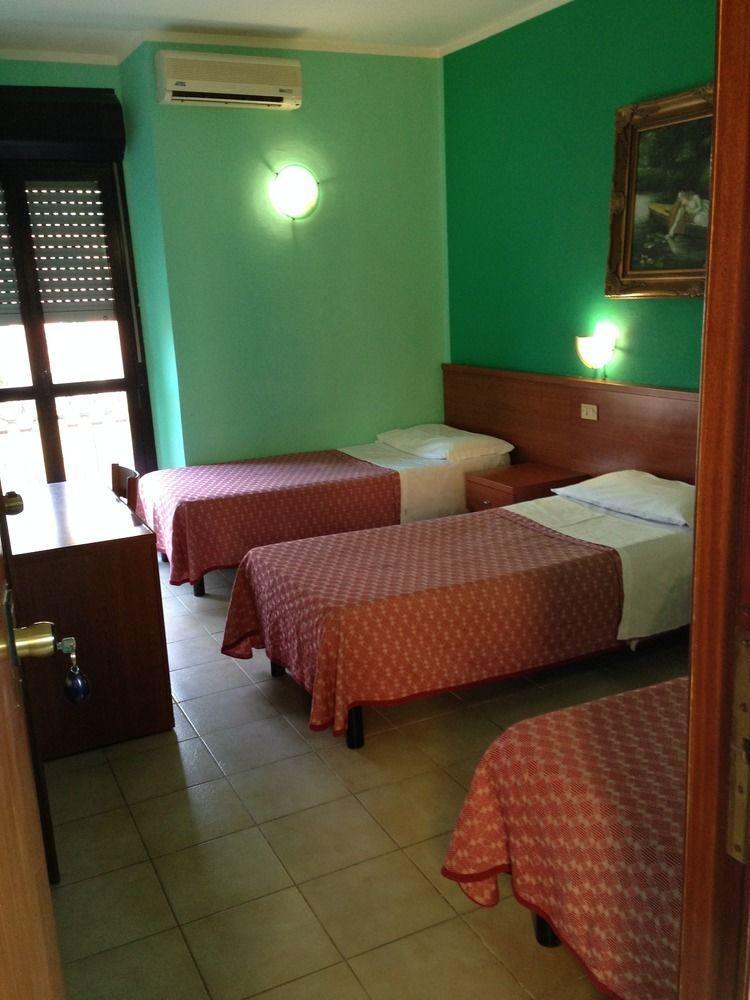 Hotel Bonola Mailand Exterior foto